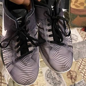 Nike running shoe 5Y